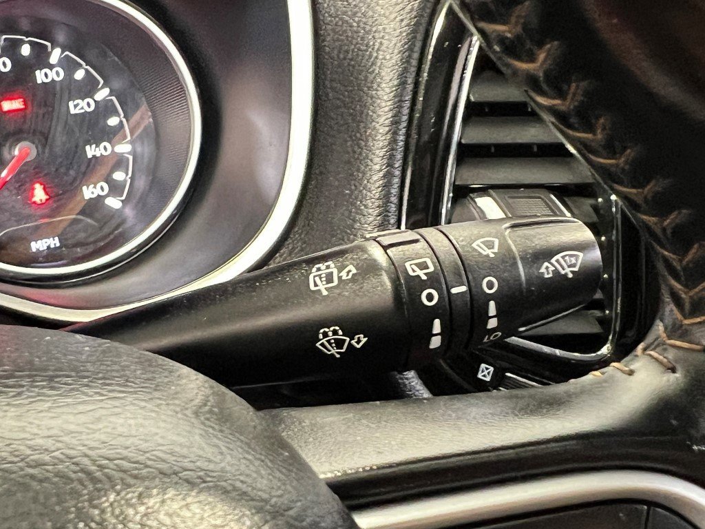 Certified 2020 Jeep Compass Limited image 34