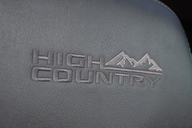 Certified 2020 Chevrolet Silverado 1500 High Country w/ Technology Package AWD/4WD image 17