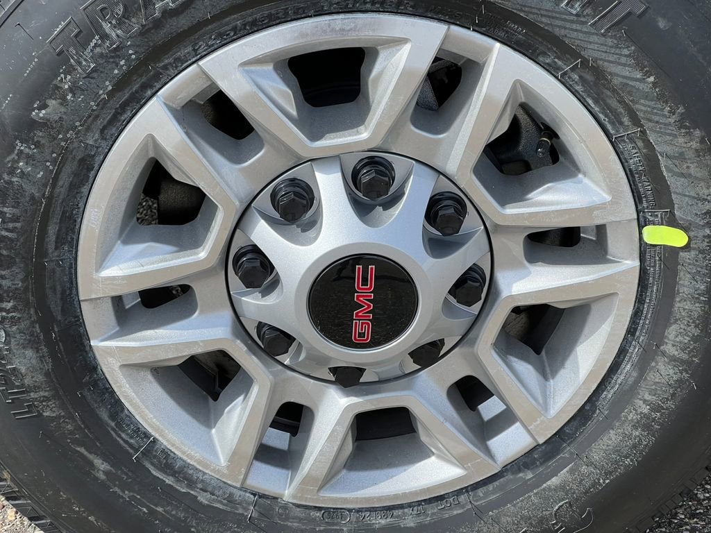 New 2026 GMC Sierra 2500 SLE w/ SLE Value Package; AWD/4WD image 6