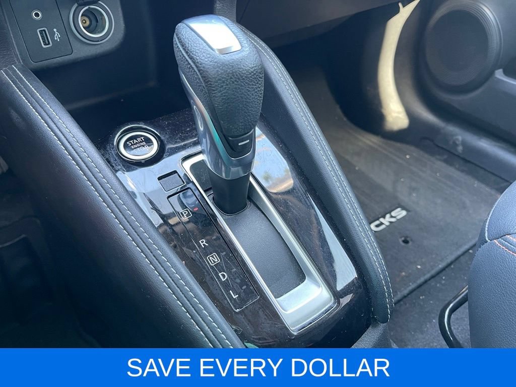 Used 2020 Nissan Kicks SR w/ SR Premium Package FWD image 12