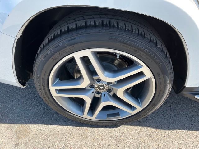 Used 2017 Mercedes-Benz GLS 550 4MATIC image 18
