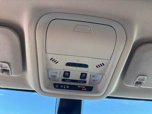 Used 2022 GMC Acadia Denali AWD/4WD image 24