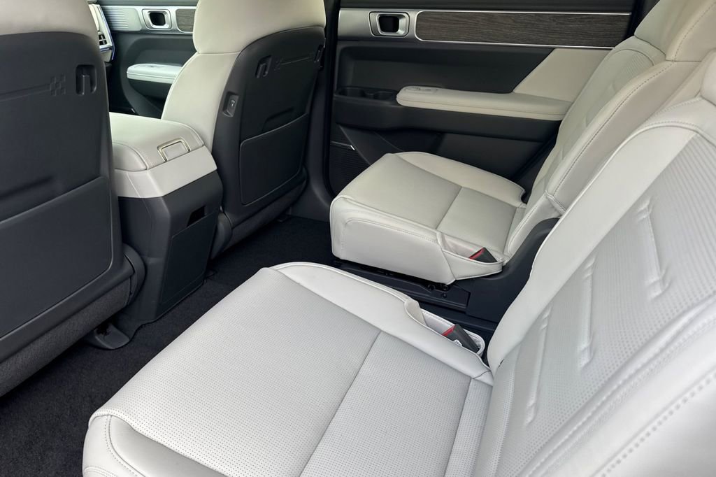 New 2026 Hyundai Santa Fe Calligraphy image 10