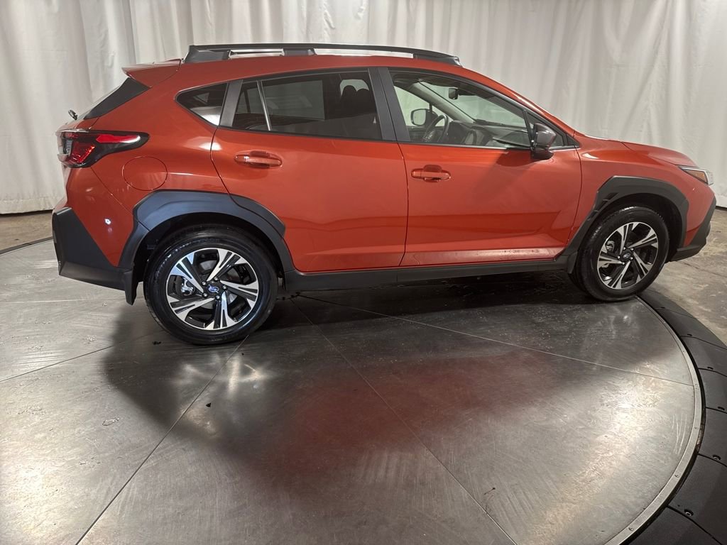 Used 2025 Subaru Crosstrek 2.0i Premium image 9
