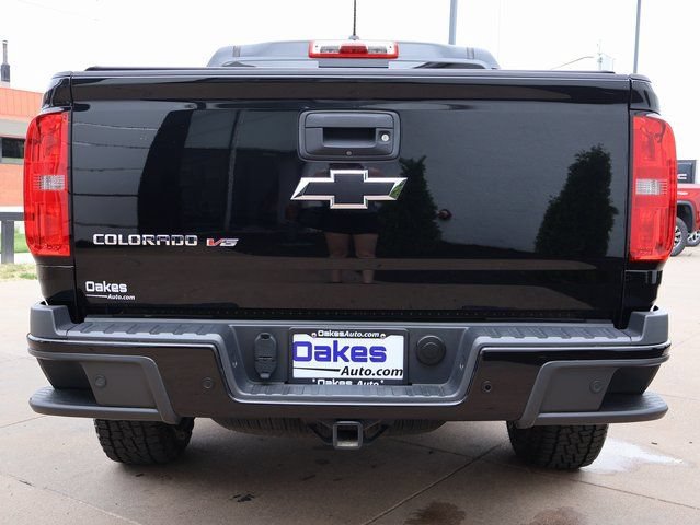 Used 2019 Chevrolet Colorado Z71 w/ Z71 Midnight Edition AWD/4WD image 6
