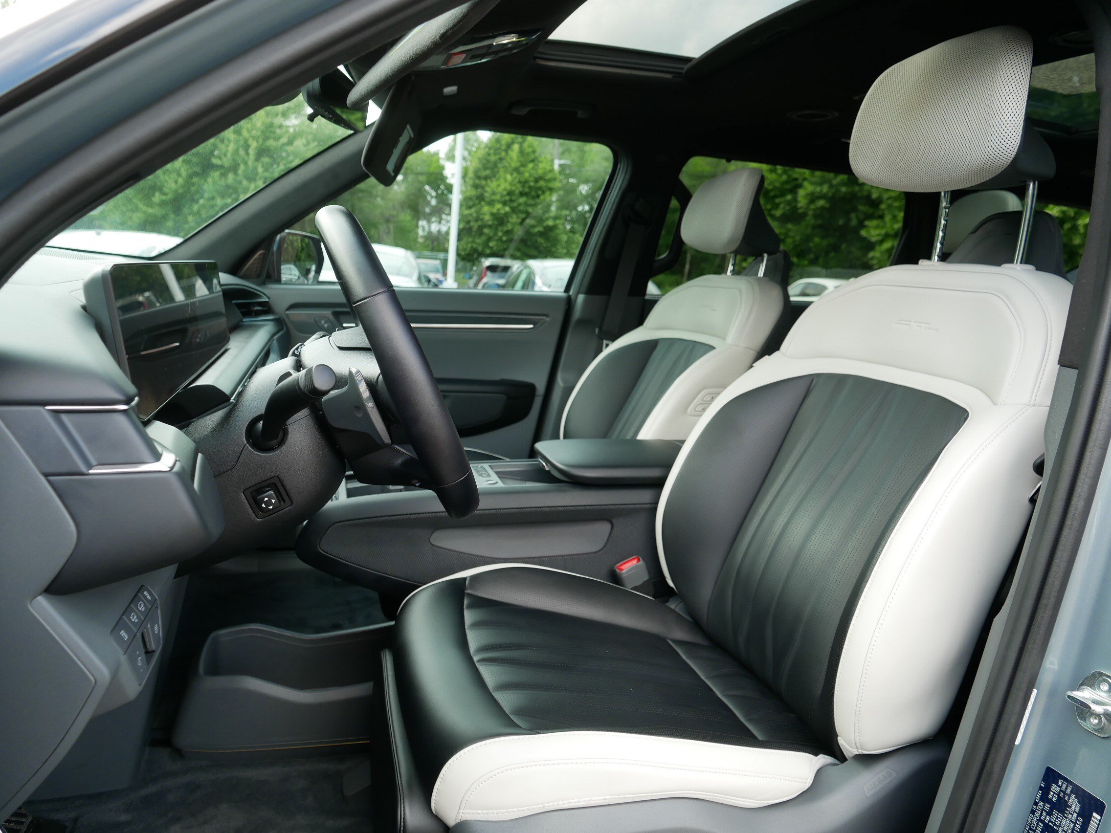 Certified 2024 Kia EV9 GT-Line AWD/4WD image 33