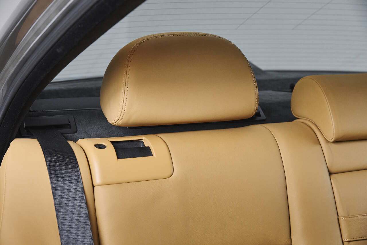 Used 2003 BMW M5 image 55