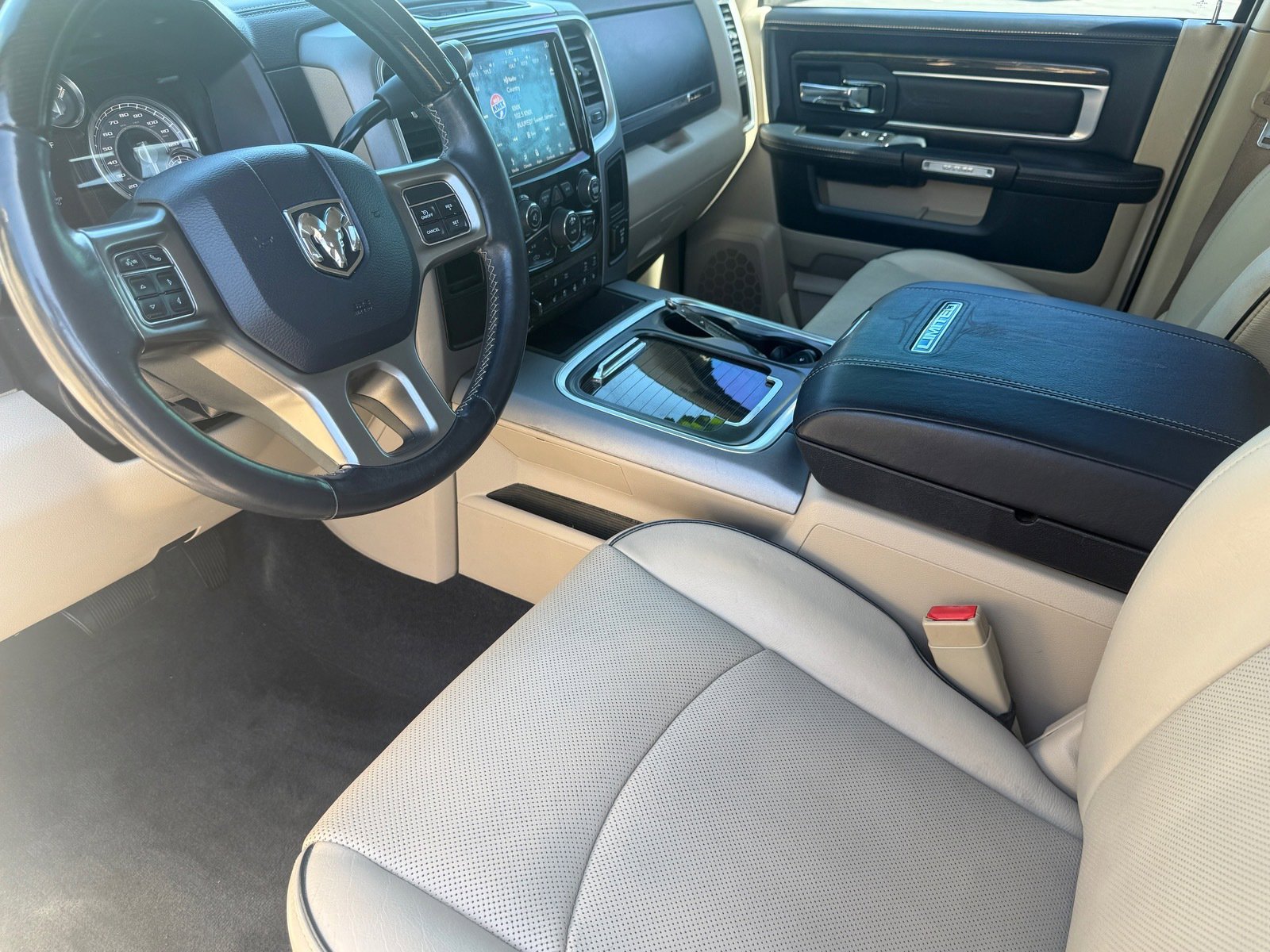 Used 2018 RAM 2500 Limited image 13