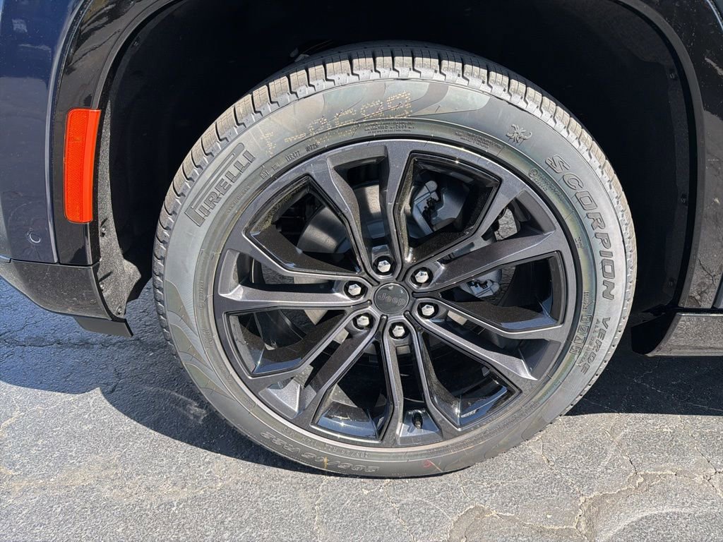 New 2026 Jeep Grand Wagoneer Summit AWD/4WD image 5