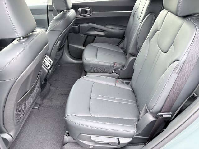 New 2026 Kia Sorento EX w/ EX Premium Package FWD image 6