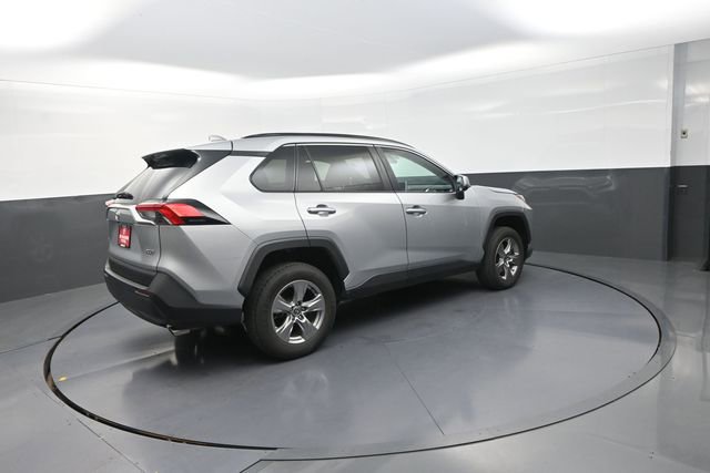 Used 2024 Toyota RAV4 XLE FWD image 7