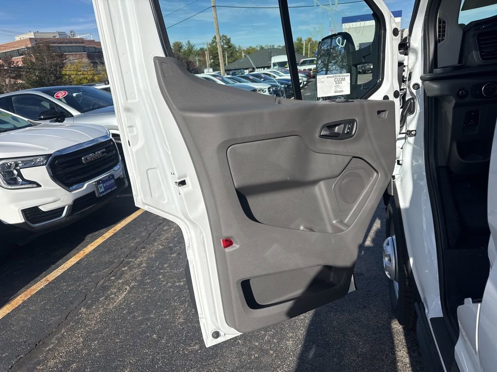 New 2025 Ford Transit 250 Low Roof AWD image 13