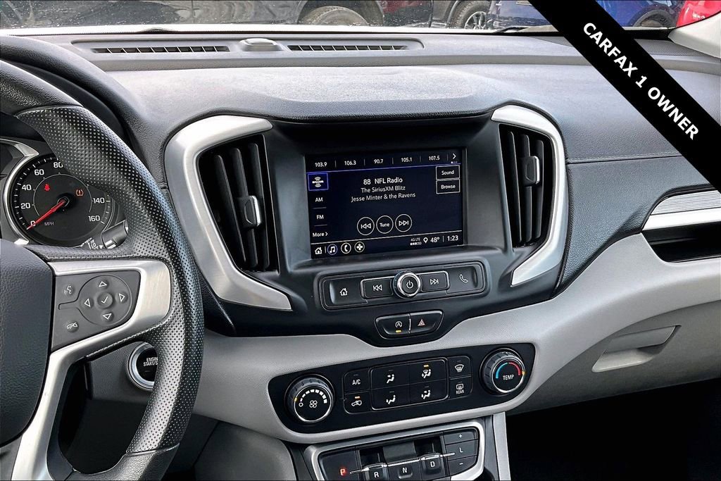 Used 2024 GMC Terrain SLE image 9