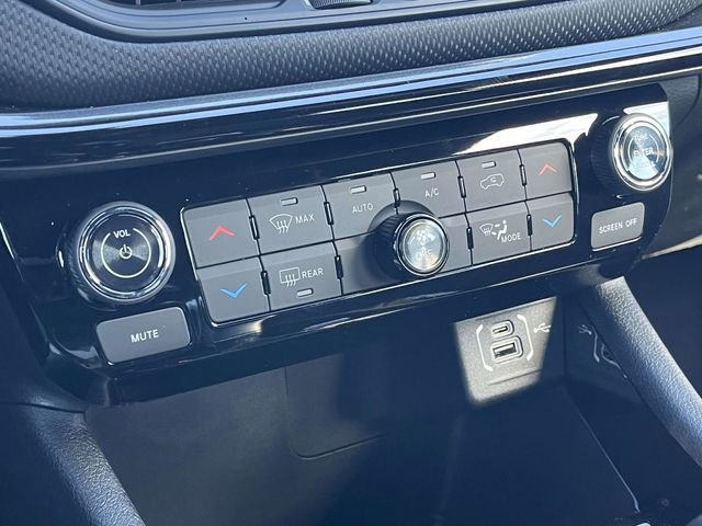 New 2026 Jeep Compass Latitude image 24