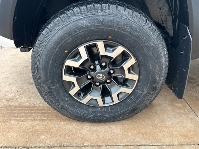 Used 2021 Toyota Tacoma TRD Off-Road image 22