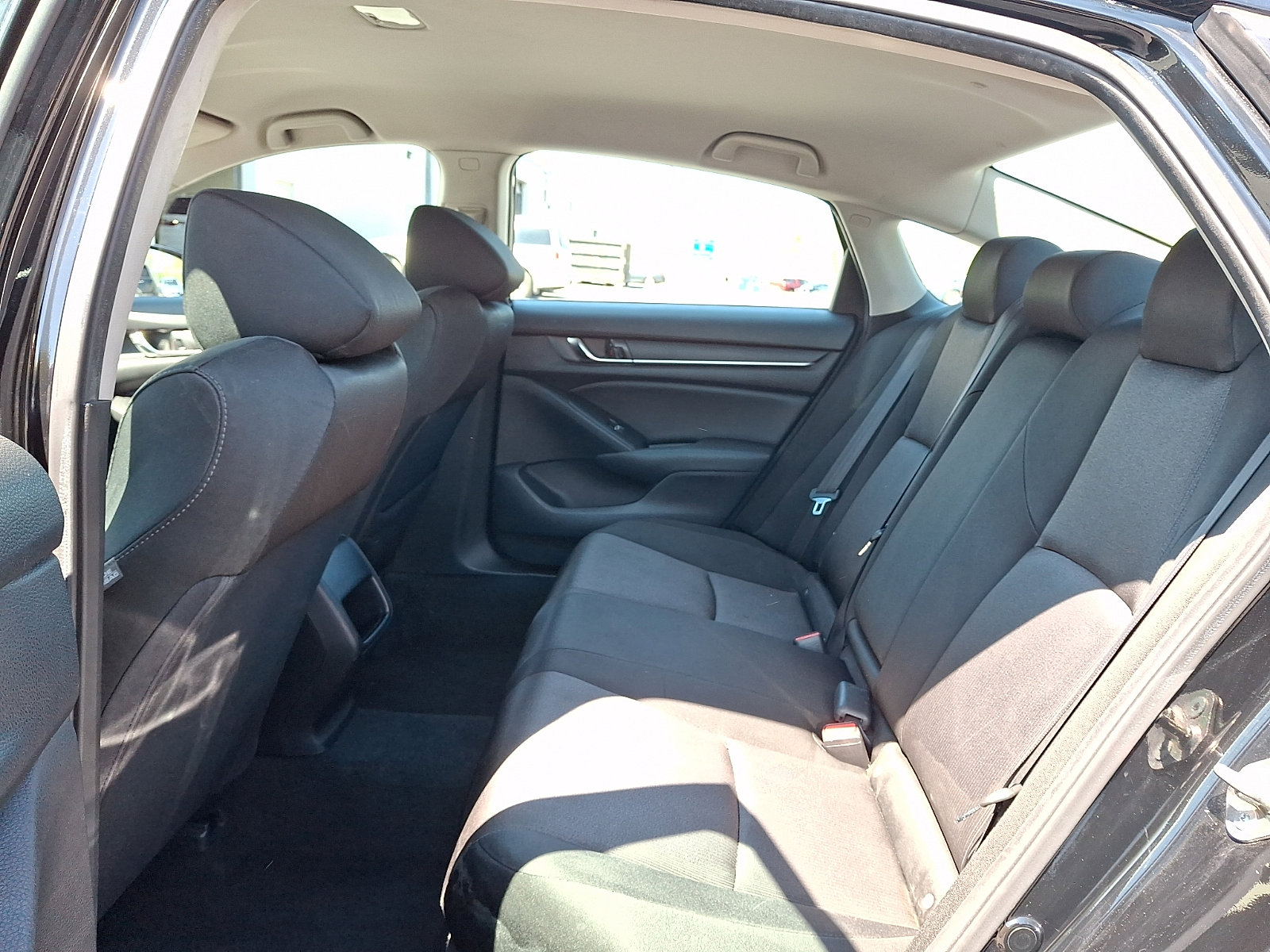 Used 2019 Honda Accord LX image 5