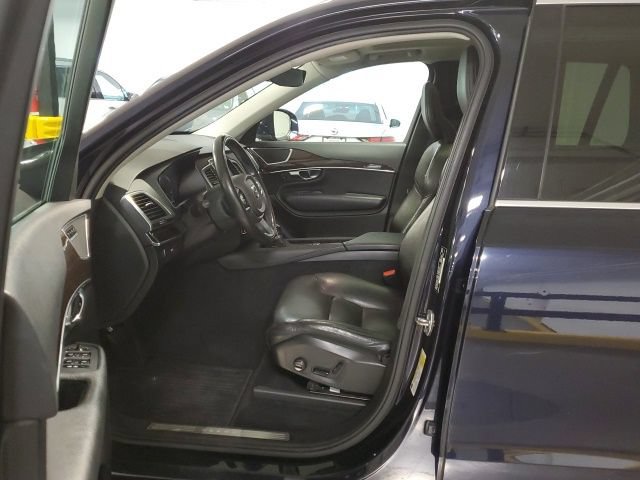 Used 2019 Volvo XC90 T6 Momentum w/ Protection Package Premier AWD/4WD image 13