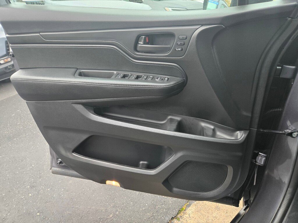 Certified 2024 Honda Odyssey EX-L image 22