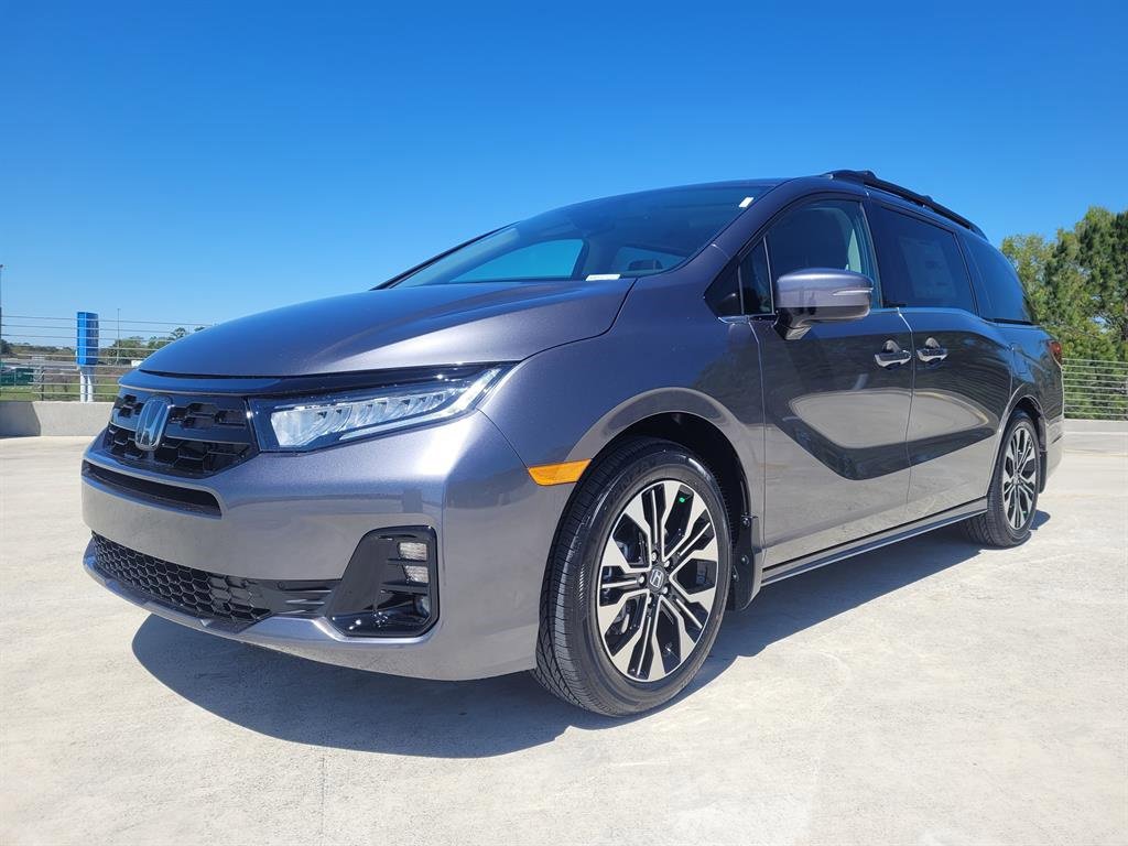 New 2026 Honda Odyssey Elite image 3