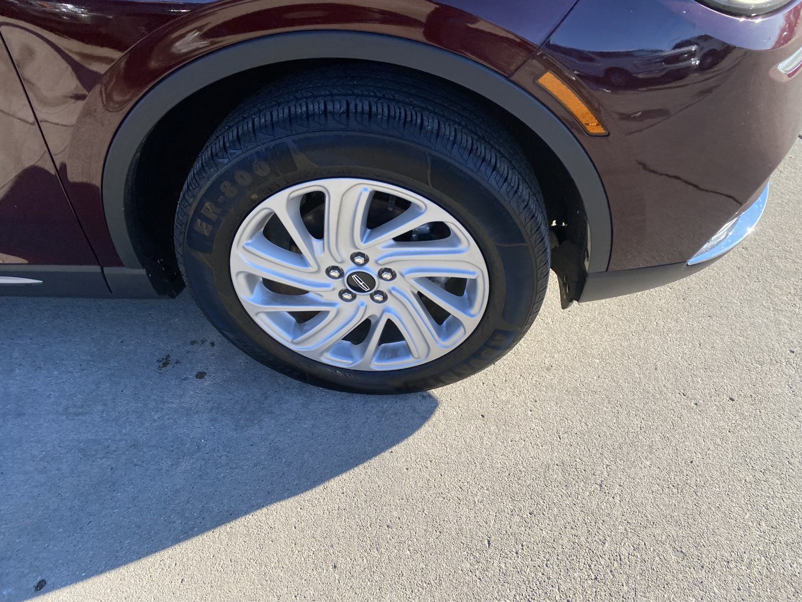 Used 2021 Lincoln Corsair FWD image 4