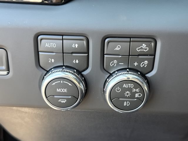 New 2026 GMC Sierra 1500 AT4 w/ Technology Package AWD/4WD image 31