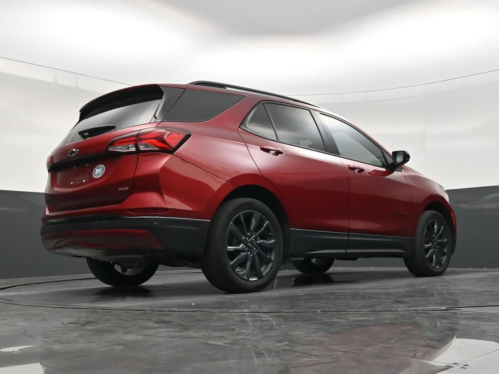 Used 2024 Chevrolet Equinox RS FWD image 23