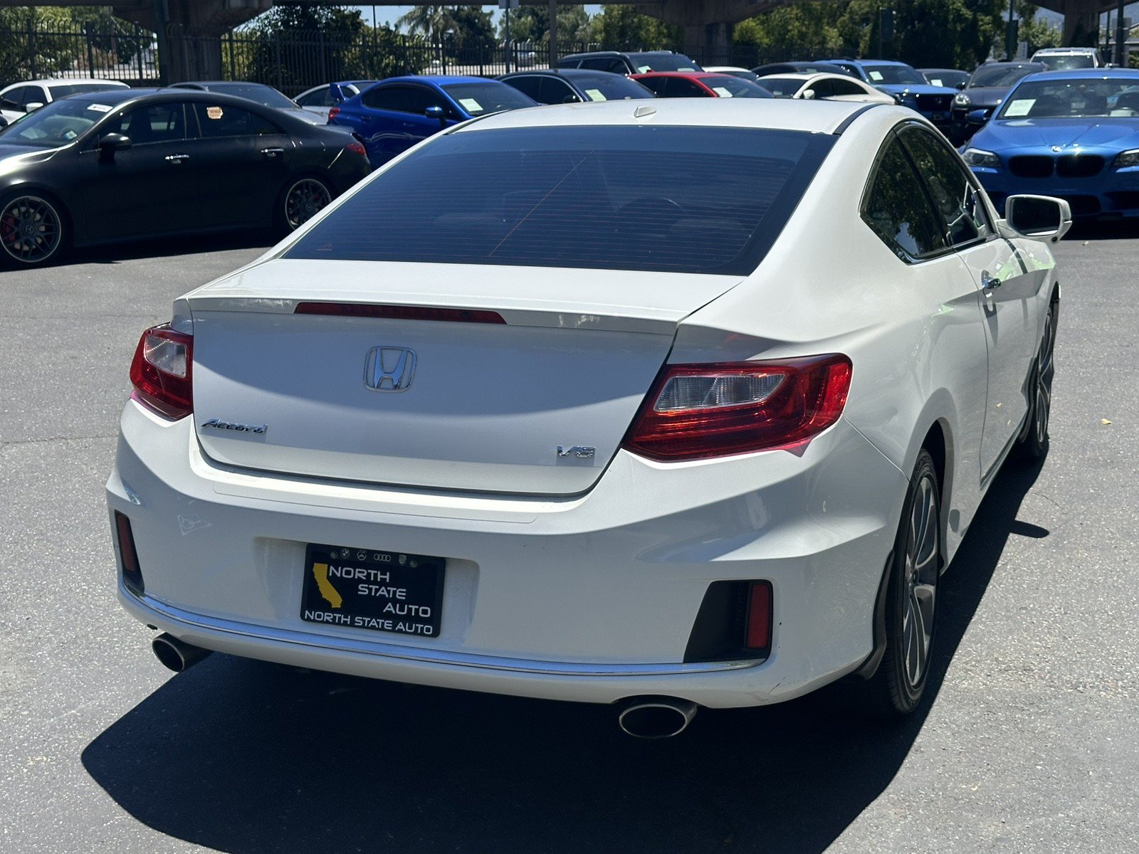 Used 2015 Honda Accord EX-L image 9