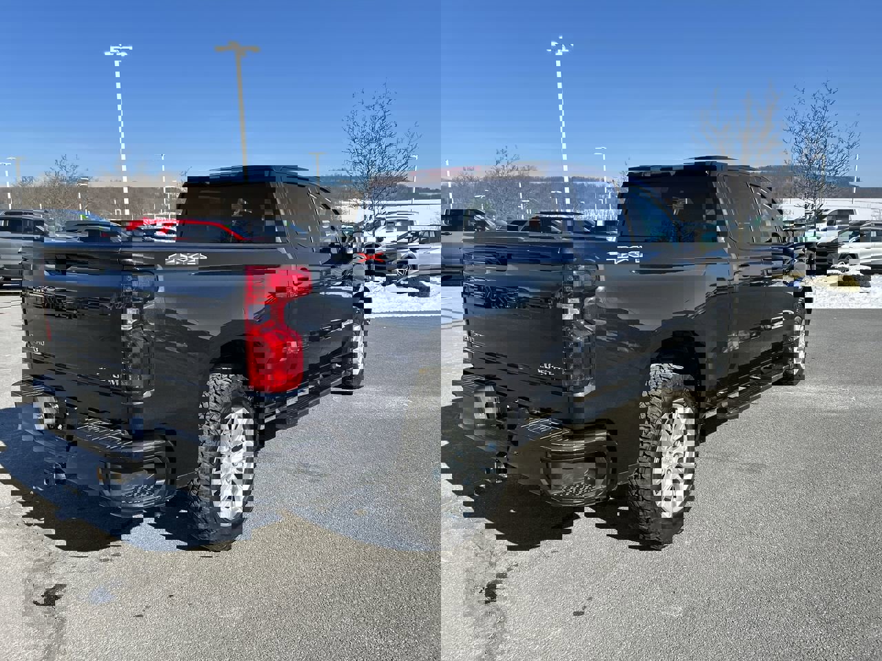 Used 2023 Chevrolet Silverado 1500 Custom image 7