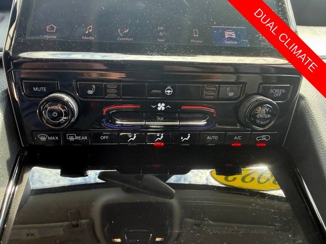 Used 2023 Jeep Grand Cherokee L Limited AWD/4WD image 39