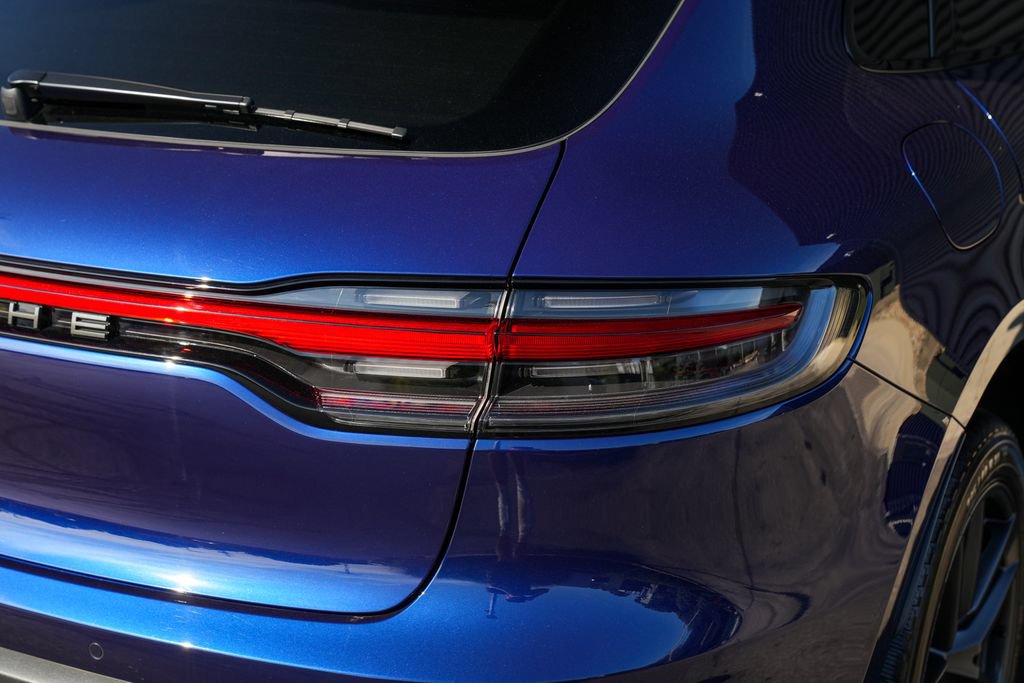 Certified 2026 Porsche Macan Turbo AWD/4WD image 16