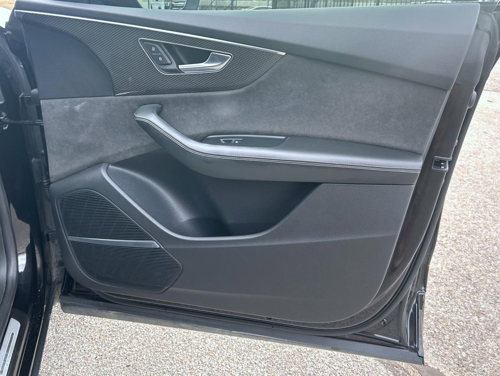 Used 2021 Audi SQ8 Prestige image 15