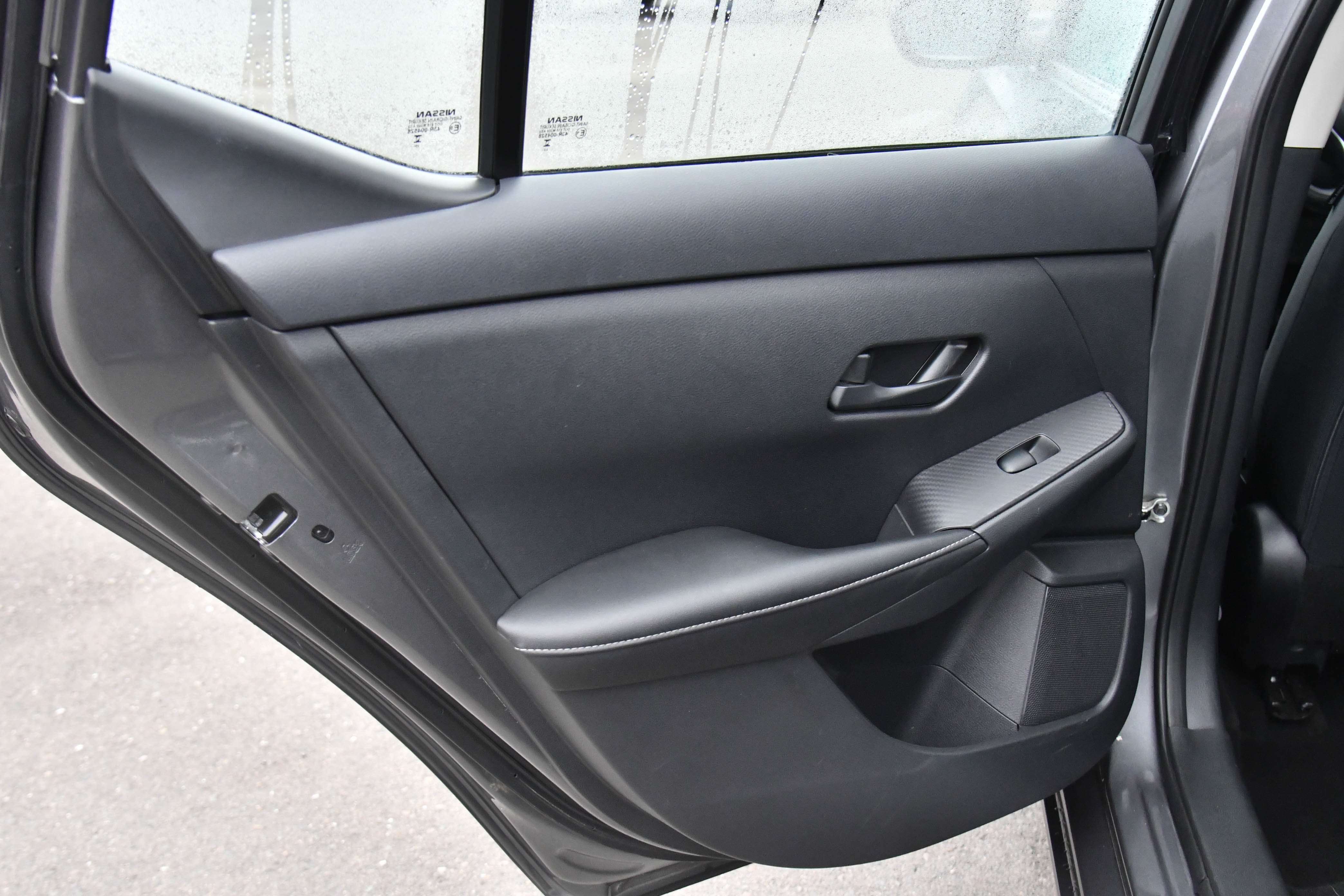 Used 2024 Nissan Sentra SV image 30