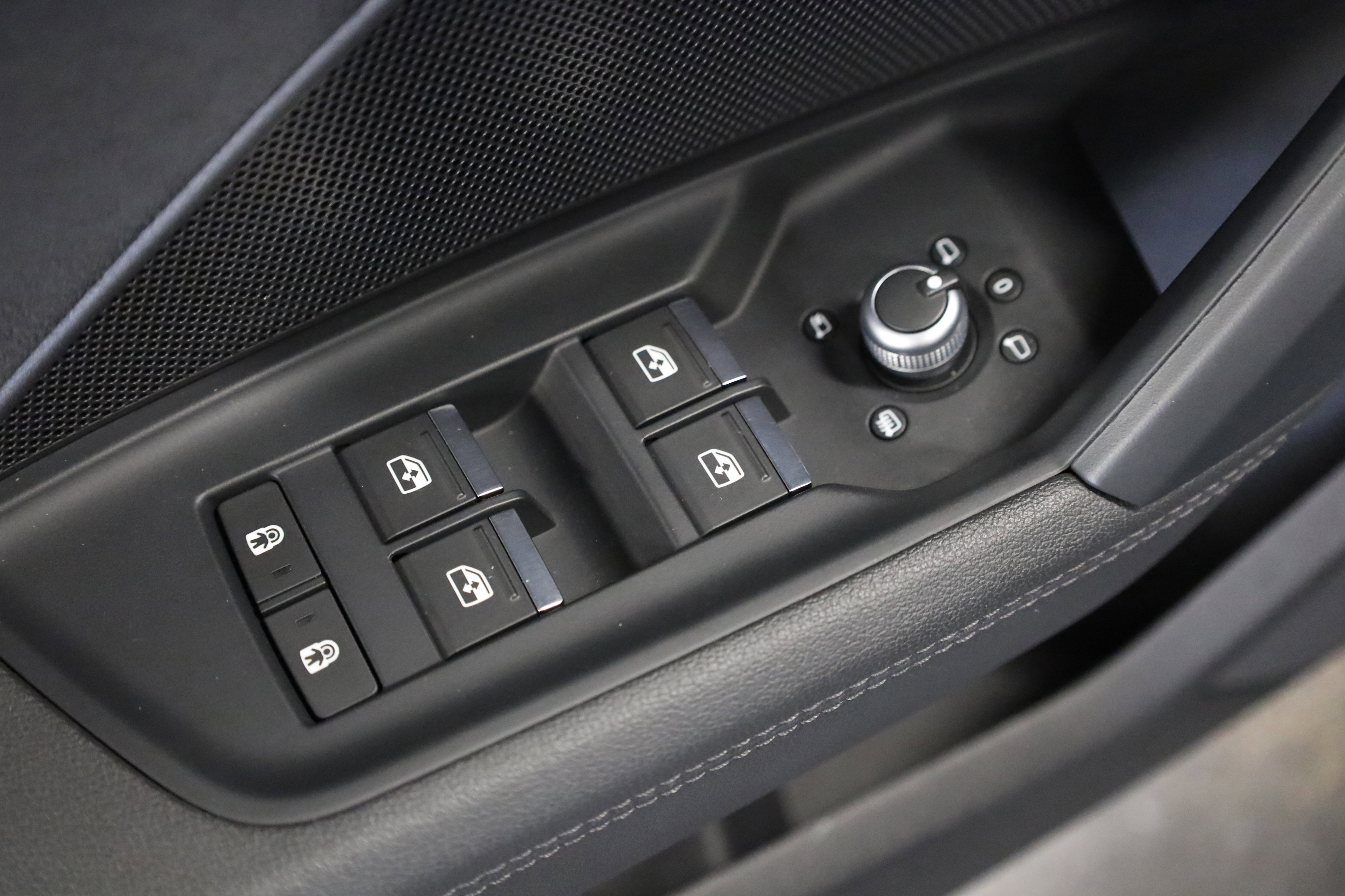 Used 2023 Audi RS 3 w/ RS Technology Package image 14