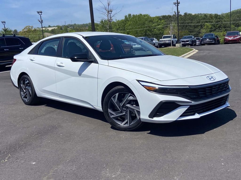 Certified 2025 Hyundai Elantra Sport