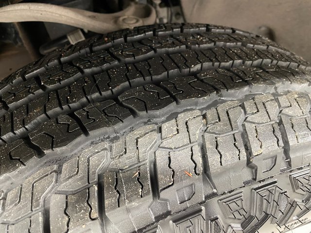 Used 2023 Chevrolet Silverado 1500 LT image 8