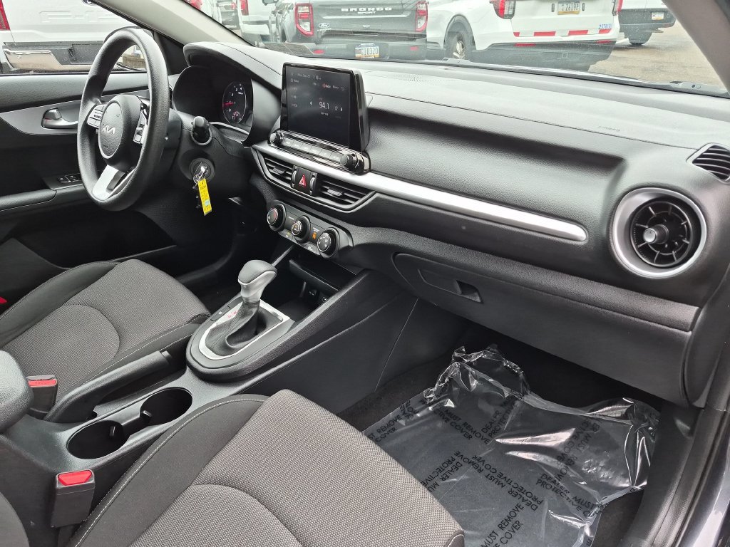 Used 2024 Kia Forte LXS FWD image 37