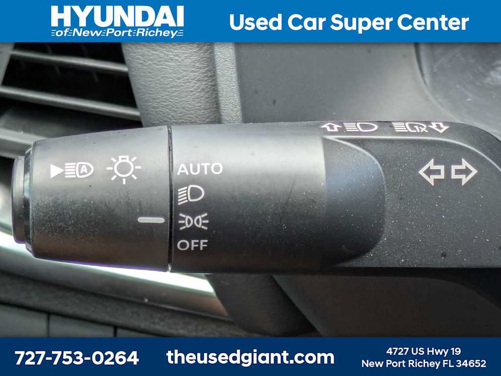 Used 2024 Nissan Rogue SV w/ SV Premium Package AWD/4WD image 36