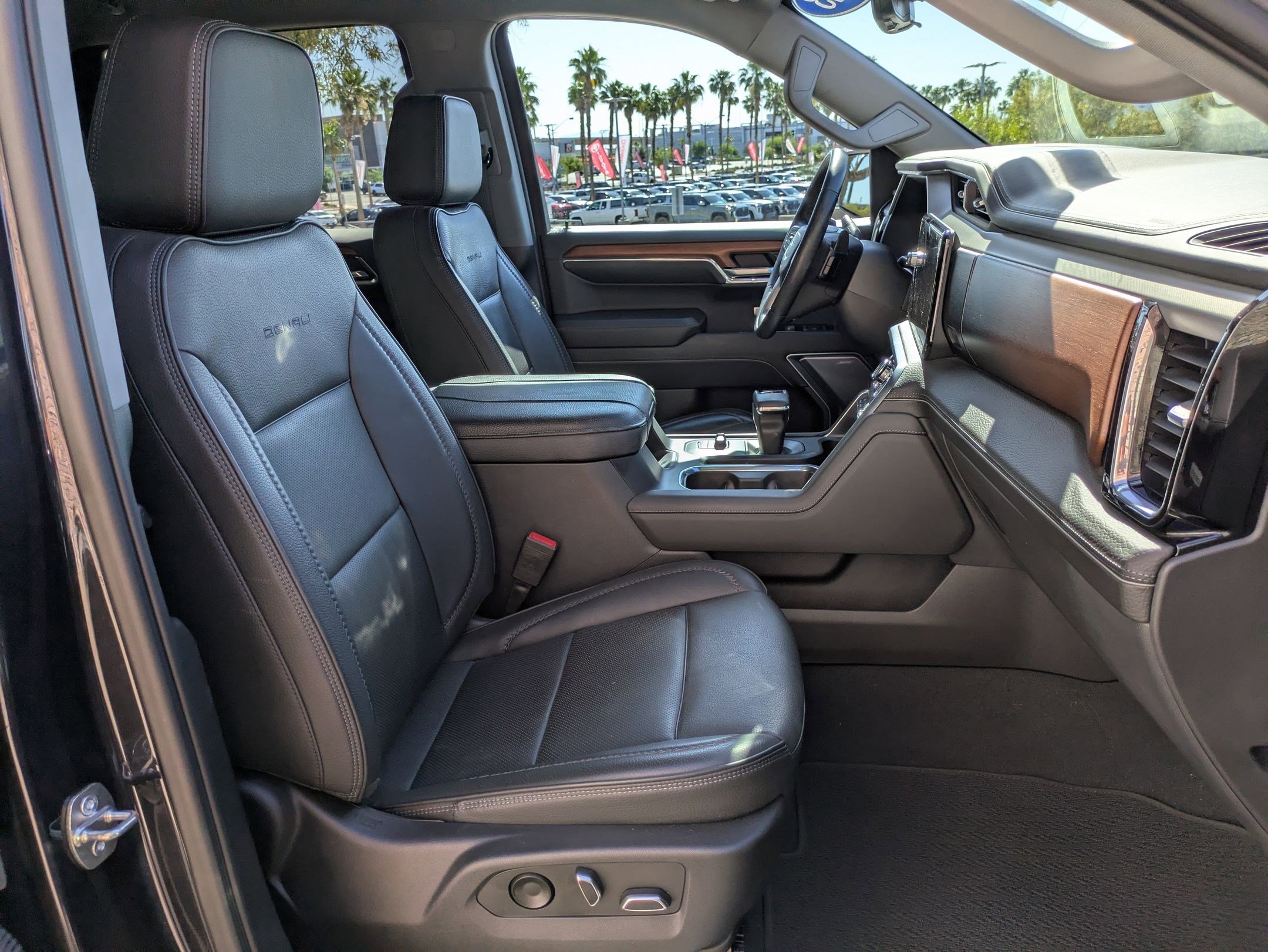 Certified 2023 GMC Sierra 1500 Denali w/ Technology Package AWD/4WD image 30