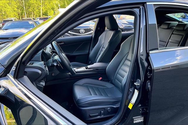 Used 2023 Lexus IS 350 F Sport AWD/4WD image 21