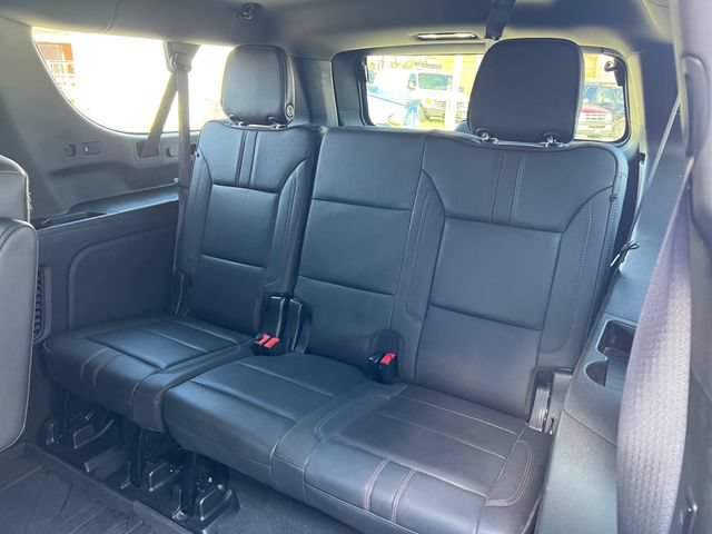 Used 2023 Chevrolet Suburban RST w/ Sport Performance Package AWD/4WD image 21