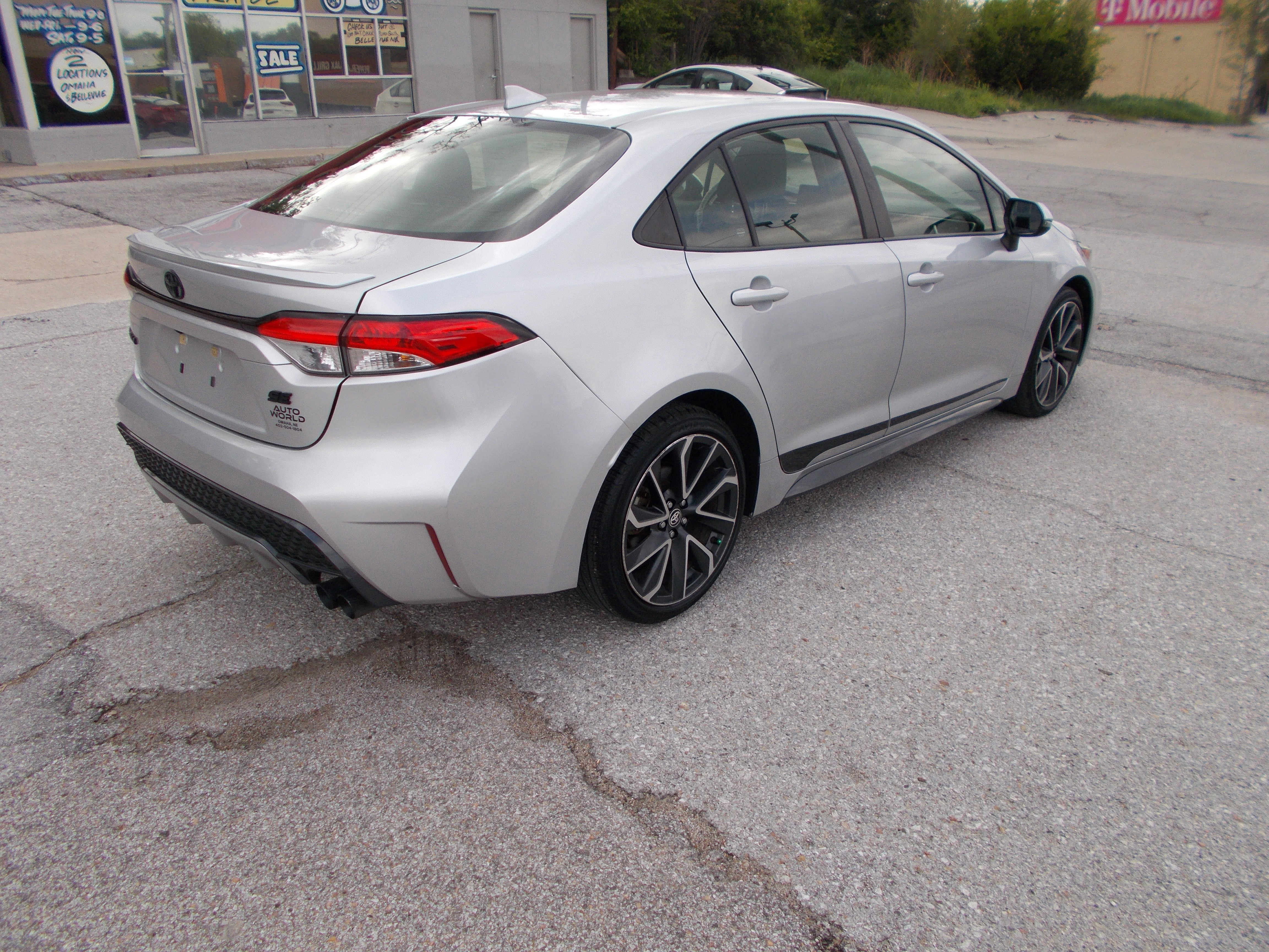 Used 2022 Toyota Corolla SE FWD image 5