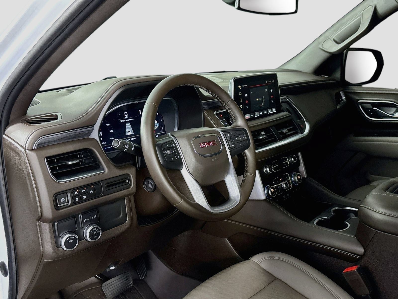 Used 2023 GMC Yukon SLT w/ SLT Luxury Package RWD image 9