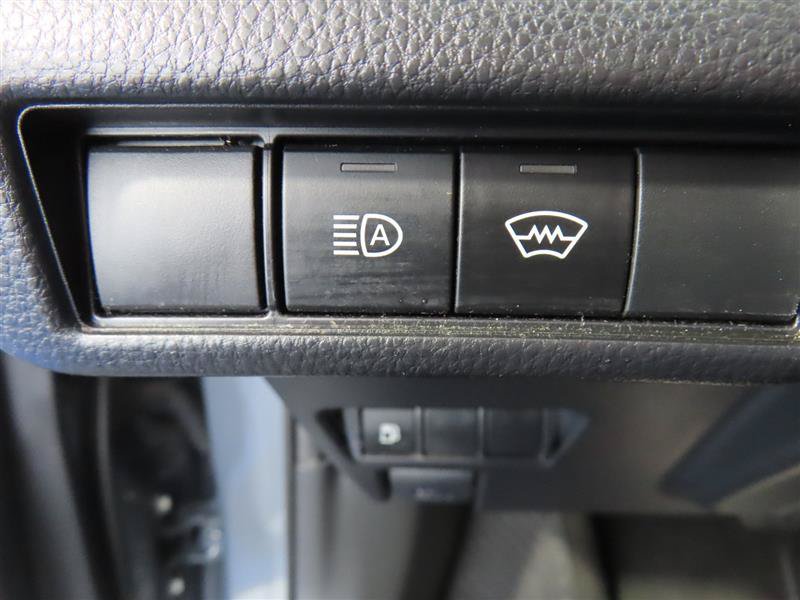 Used 2024 Toyota Prius LE FWD image 17