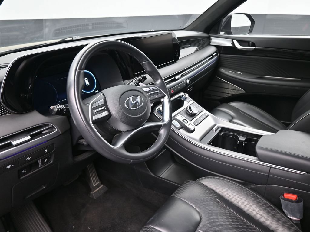 Used 2024 Hyundai Palisade Calligraphy image 19