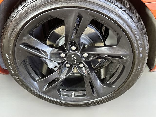 Used 2023 Chevrolet Camaro LT w/ RS Package image 26