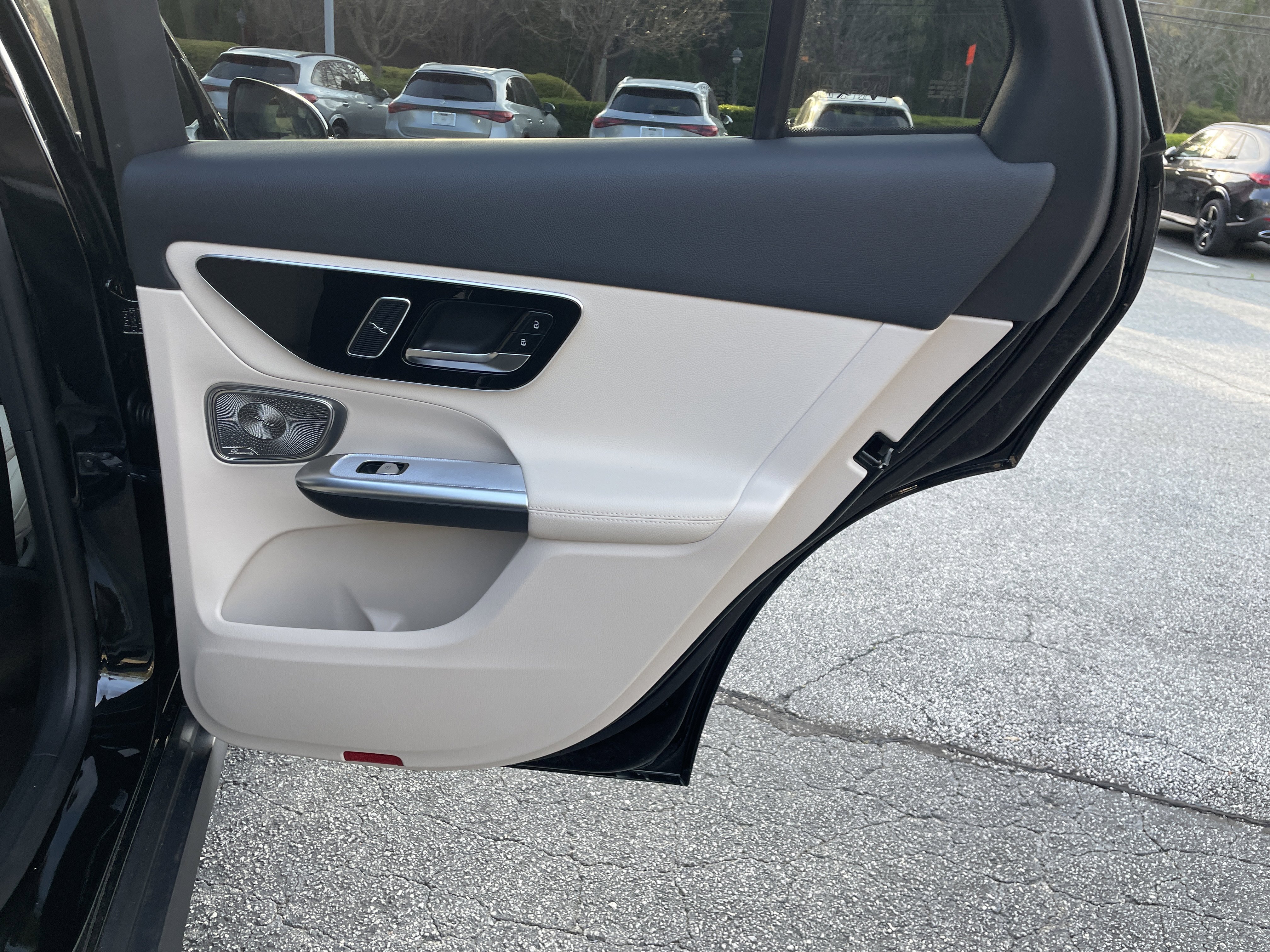 New 2026 Mercedes-Benz GLC 300 image 38