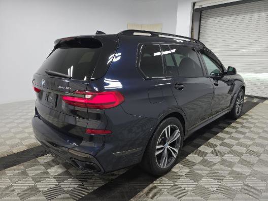 Used 2021 BMW X7 xDrive40i w/ M Sport Package AWD/4WD image 3