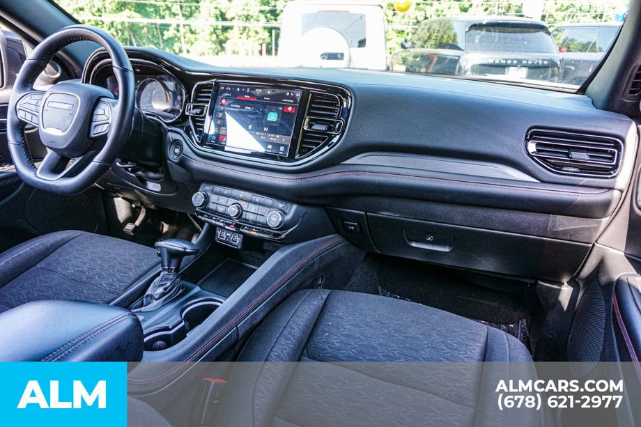 Used 2025 Dodge Durango GT RWD image 28