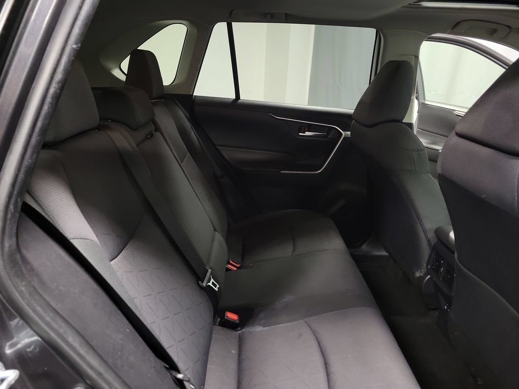 Used 2019 Toyota RAV4 XLE AWD/4WD image 21