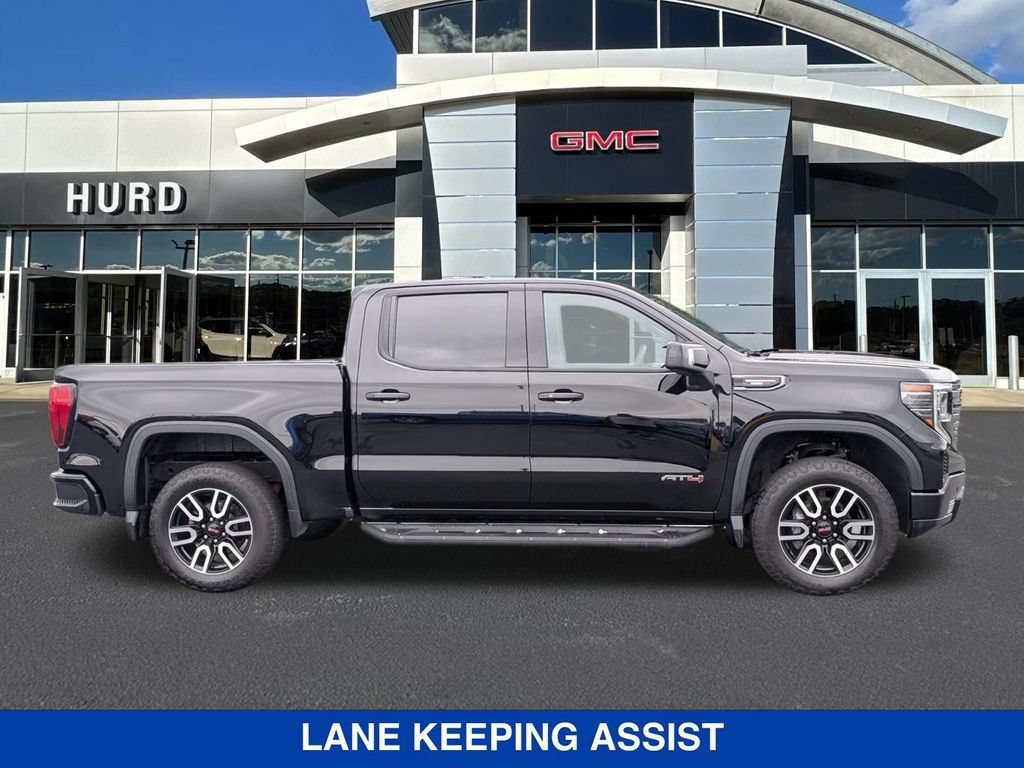 Used 2024 GMC Sierra 1500 AT4 w/ Technology Package AWD/4WD image 3